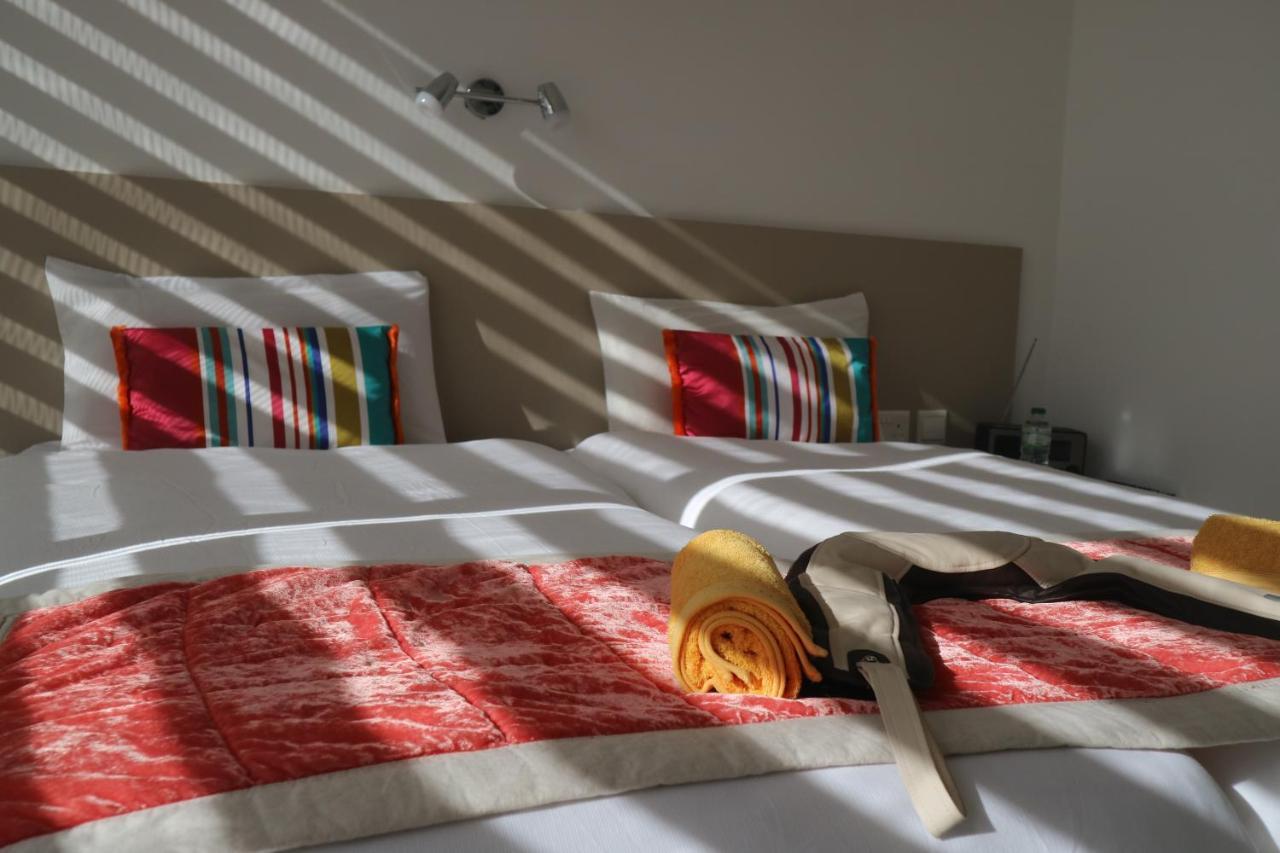 Bed and Breakfast Escape to St Julians San Julián Exterior foto