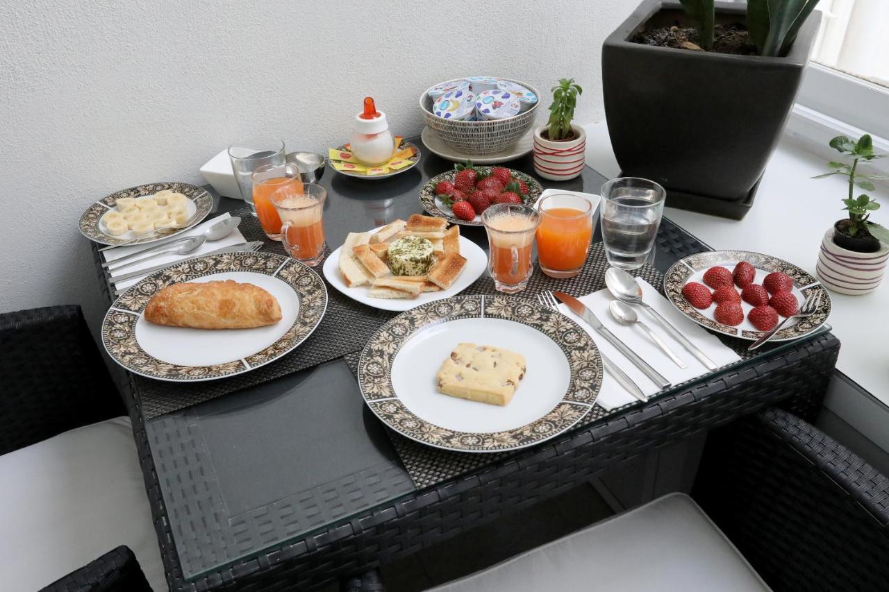Bed and Breakfast Escape to St Julians San Julián Exterior foto