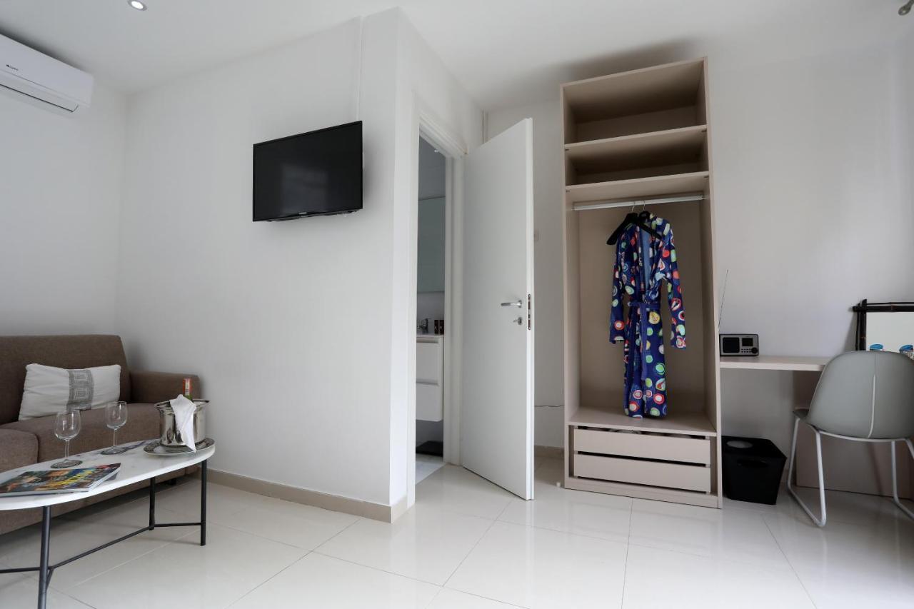 Bed and Breakfast Escape to St Julians San Julián Exterior foto